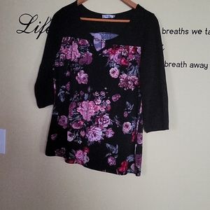 Flowered blouse from Rocki's